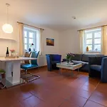 Rugana - Komfortplus Mit 1 Schlafzimmern Und Terrasse C39 Dranske