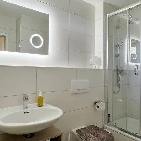 Rugana - Komfortplus Mit 1 Schlafzimmern Und Terrasse C39 Apartment