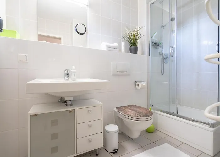 Rugana - Komfortplus Mit 1 Schlafzimmern Und Terrasse C39 Apartamento Dranske